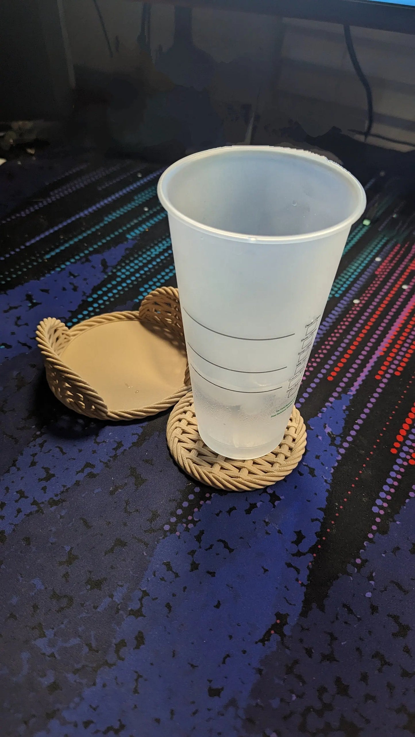 6 Woven Coasters and Coaster Holder - 3D Printed My Store